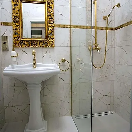 Hotel Zamek Kvasetice 4*