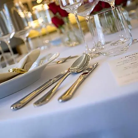 Zamek Kvasetice Hotel 4*