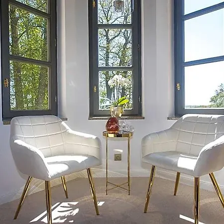 Zamek Kvasetice 4* Kutná Hora