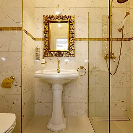 Hotel Zamek Kvasetice 4*